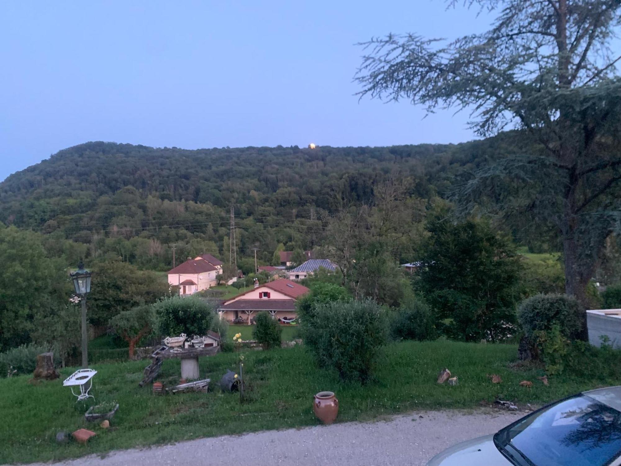 Longue Vue En Arbois Bed & Breakfast Dış mekan fotoğraf