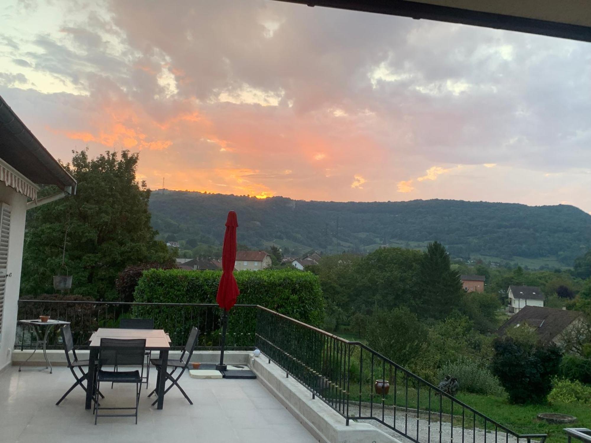 Longue Vue En Arbois Bed & Breakfast Dış mekan fotoğraf