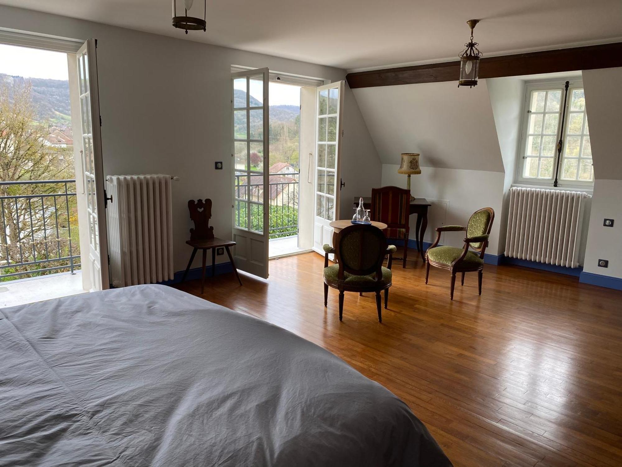Longue Vue En Arbois Bed & Breakfast Dış mekan fotoğraf